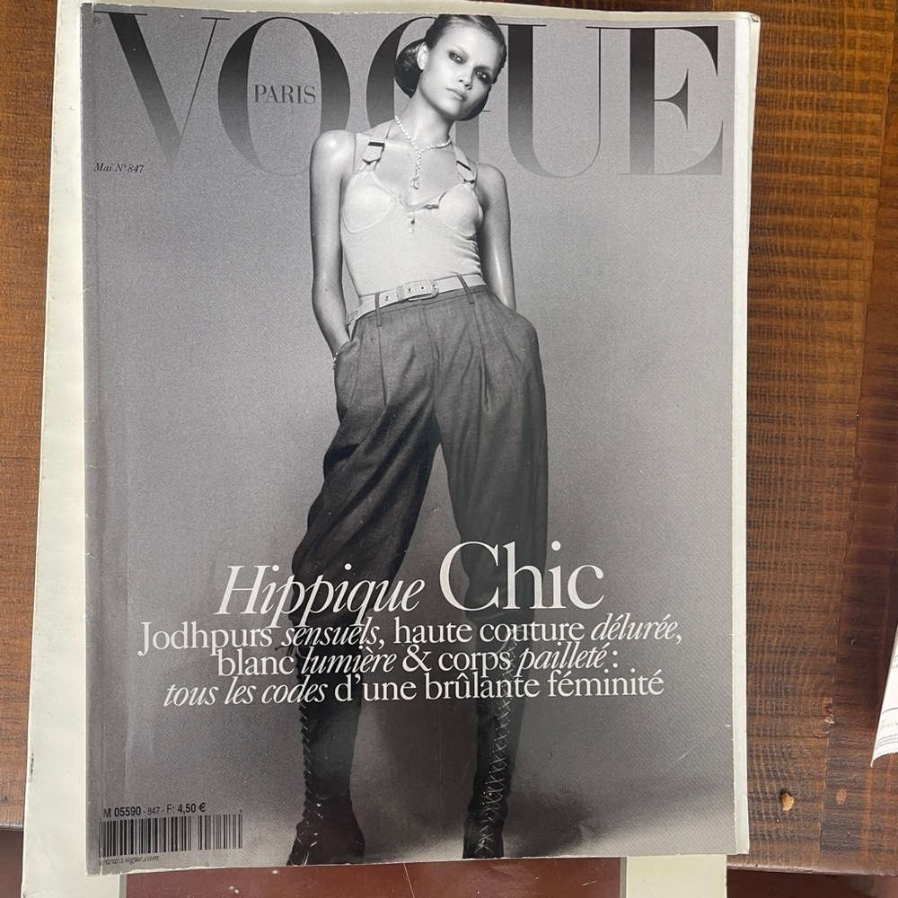 Vogue Paris 847 May 2004